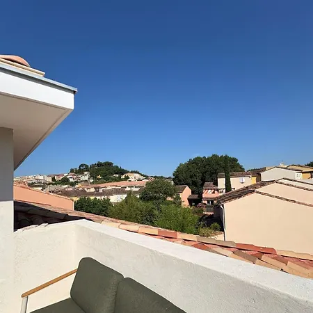 82m2 6 People Terrace Air Conditioning Parking Apartment
