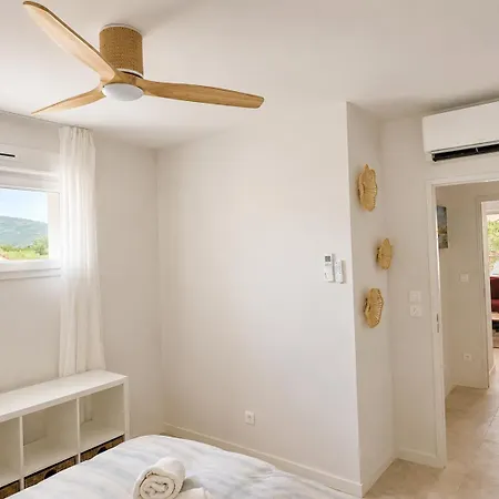 82m2 6 People Terrace Air Conditioning Parking